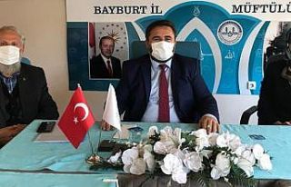 Bayburt Müftüsü Başoğlu basın mensuplarıyla...
