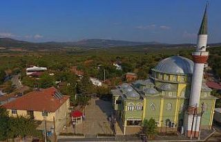 Bedeller Camisinin bahçesi yenilendi