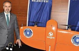 Belediye kaçak çıkılan katları İHA’yla tespit...