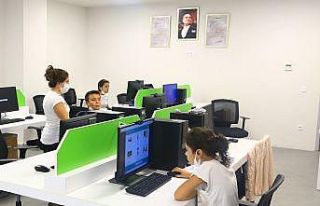 Belediye Yaşam Merkezini uzaktan eğitime açtı