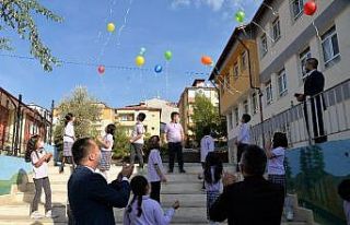 Bilecik’te eğitim balonların uçurulması ile...