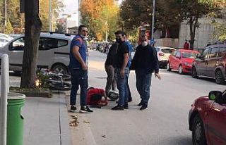 Bilecik’te hafif ticari araç ile motosikletin çarpıştı,...