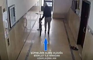 Bisiklet hırsızlığı güvenlik kamerasında