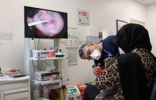 Boğazındaki 4 santimlik kist alınan 2 aylık Menesse...