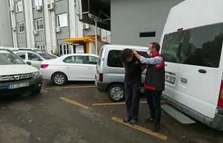 Boşanma aşamasındaki eşini öldüren adam adliyeye...