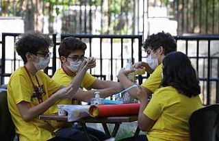 Buca’nın gençleri doğa kampında yeni projelerin...