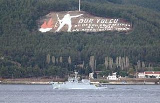 Bulgar savaş gemisi Çanakkale Boğazı’ndan geçti