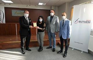 BUTGEM’den B Gazete’ye ödül