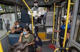 Büyükşehir zabıtasından toplu taşımada maske...