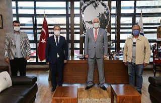 Çanakkale Küçükkuyu Belediye Başkanı Cengiz...