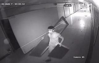 Çarşı tuvaletinin kapılarını çaldılar