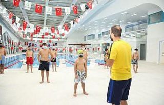 Çayırova’da yüzme bilmeyen kalmayacak