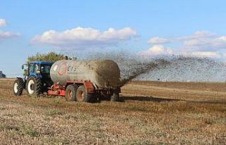 Çiftlik gübreleri tarım arazileriyle buluştu