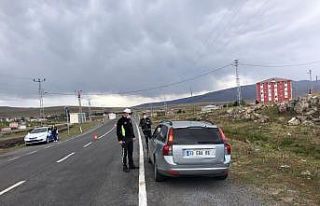 Çıldır’da maske ve kemer denetimi