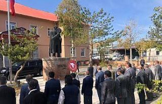 Çıldırlı Muhtarlardan sosyal mesafeli kutlama