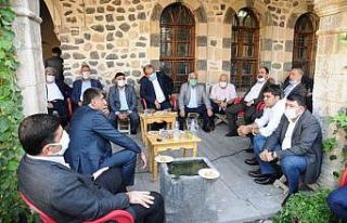 Cizre’de kanaat önderleri, ilçenin sorunlarını...