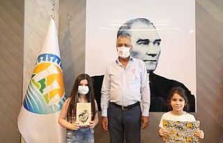 Çocuklardan örnek davranış