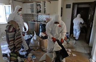 ’Çok kötü kokuyor’ şikayeti yapılan evden...