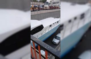 Denizi olmayan Diyarbakır’da tekne mahsur kaldı