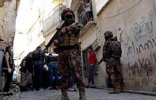 Denizli’de FETÖ / PDY terör örgütü üyesi 3...