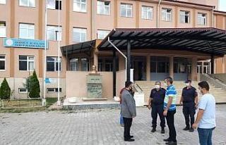 Depreme dayanıksız okullarda güçlendirme çalışması...