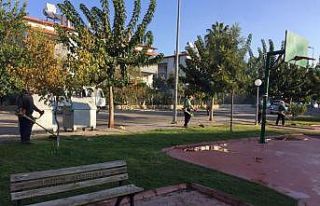 Didim’de park bakım ve onarım işleri devam ediyor
