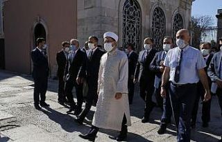 Diyanet İşleri Başkanı Erbaş, "Camiler ve...