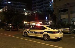 Doğum günü partisinde kavga çıktı: 1’i garson...