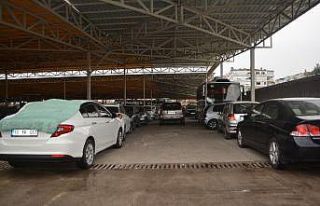 Dolu korkusu yüzünden sürücüler kapalı pazar...