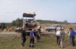 Dumlupınar’da köy yolu çalışmaları
