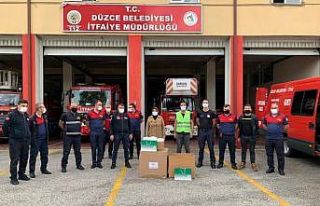 Düzce Belediyesi depremzedelerin yaralarını sarmak...
