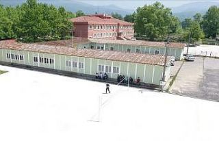 Düzce’de Prefabrik okul satışa çıkartıldı