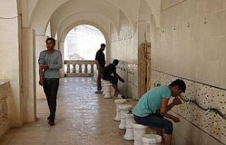 Düzensiz göçmenlerin umut yolculuğu Diyarbakır’da...