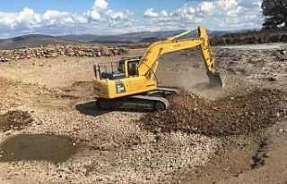 Düzlen’deki göletler temizleniyor