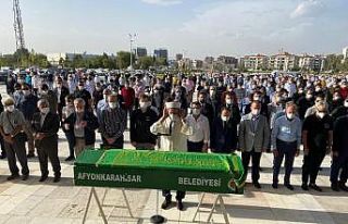 Eczacı Odası Başkanı Melih Köken son yolculuğuna...