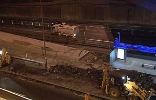 Edirnekapı Metrobüs durağında yenileme çalışması