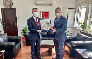 Edremit eski Kaymakamı Ali Sırmalı’ya teşekkür...