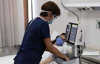 Ege’de hastalara yönelik akıllı monitörler kullanılmaya...