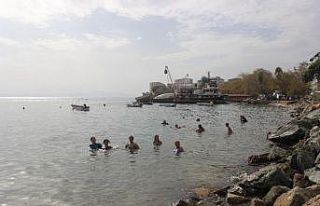 Ekim ayında temmuz sıcağını gören denize akın...