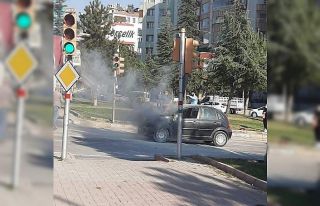 Elazığ’da araç yangını