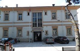 Erdek Adliye binası yetersiz kalıyor