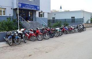 Erdek’te 5 çalıntı motosiklet ele geçirildi