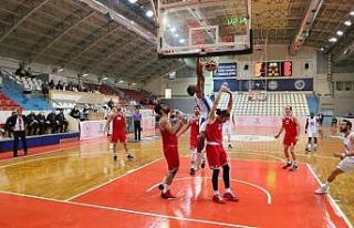 Erkekler Basketbol 1. Ligi: Kocaeli BŞB Kağıtspor:...