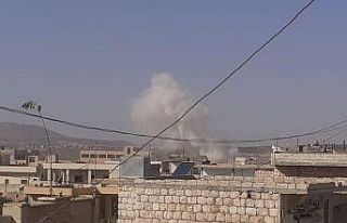 Esad güçleri, Hama’ya saldırdı : 5 yaralı