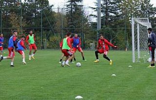 EsEs ara vermeden İstanbulspor maçı hazırlıklarına...