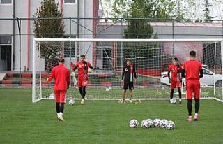 EsEs, Bandırmaspor maçı hazırlıklarına başladı