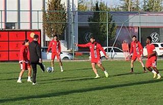 Eskişehirspor pas ve şut çalıştı