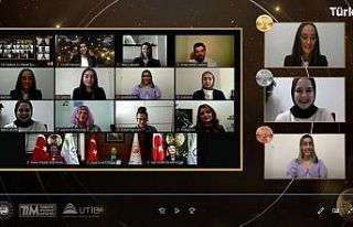 Ev tekstili tasarım yarışmasında dereceye girenler...