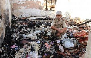 Evi yanan vatandaş: “Cumaya gidecek elbisem yok”