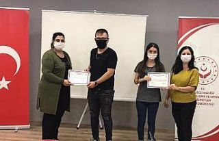 Evlilik öncesi eğitimleri devam ediyor